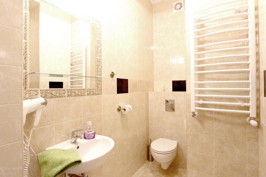 グダニスクAmelia Apartament Centrumアパートメント 部屋 写真